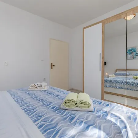 With Parking Space - 21823 Apartment *