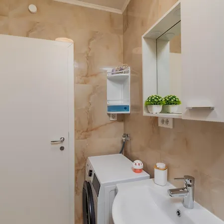 With Parking Space - 21823 Apartment *